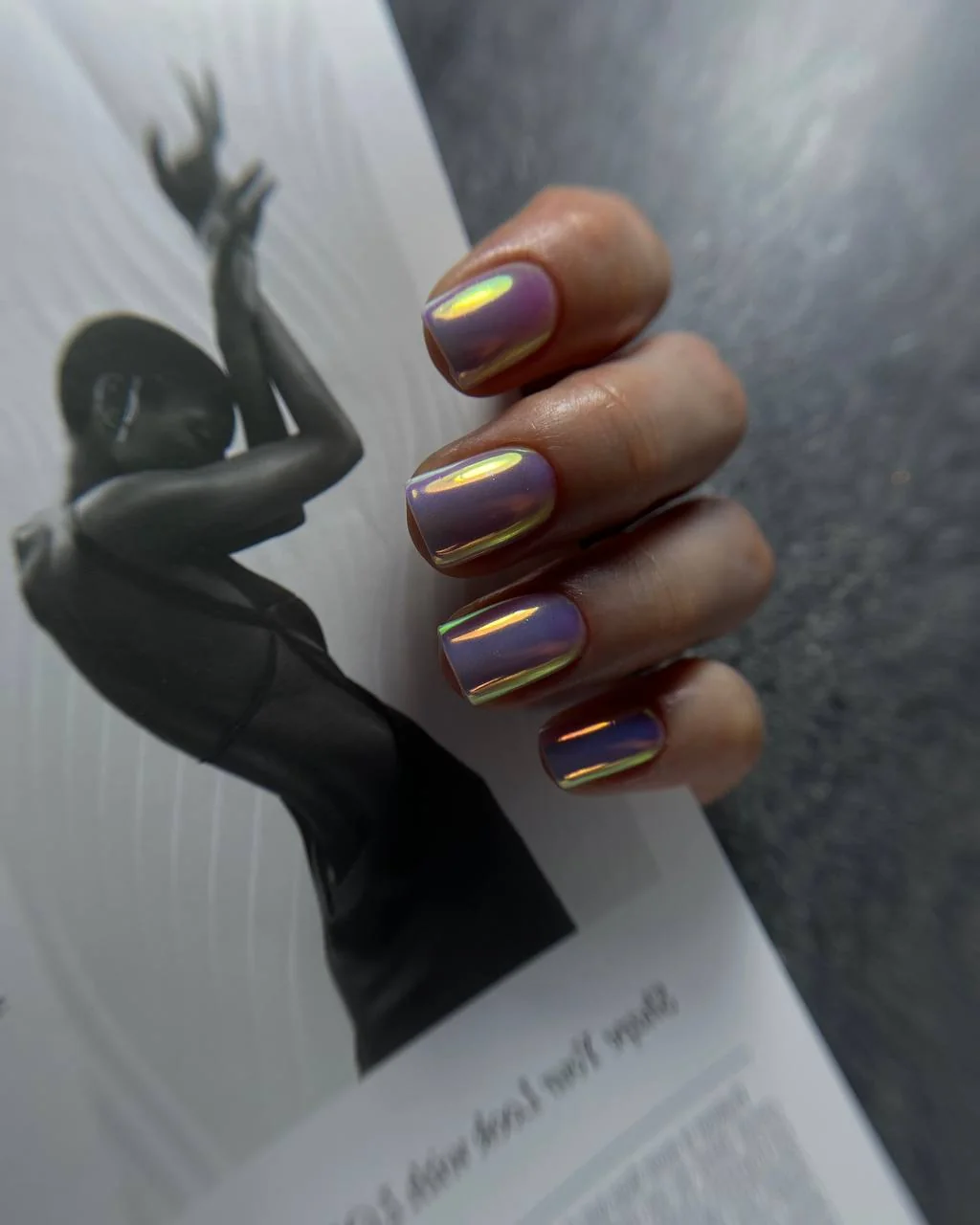 Хромированный маникюр