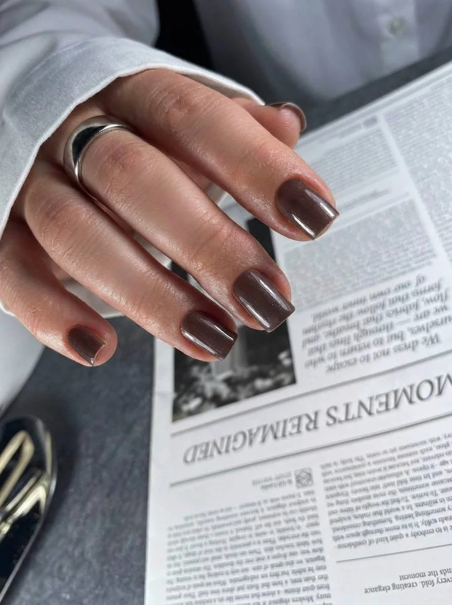 Шоколадный маникюр